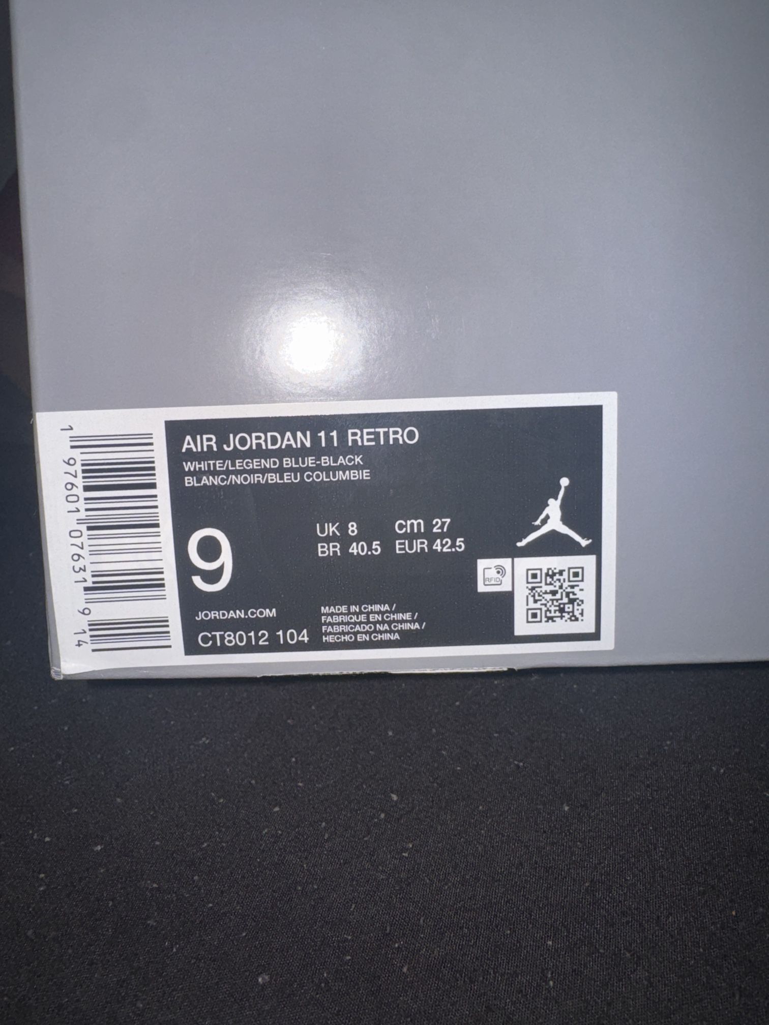 Air Jordan 11 Retro Size 9