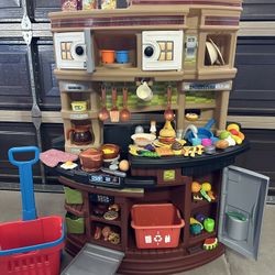 Step 2 Play Kids Kitchen