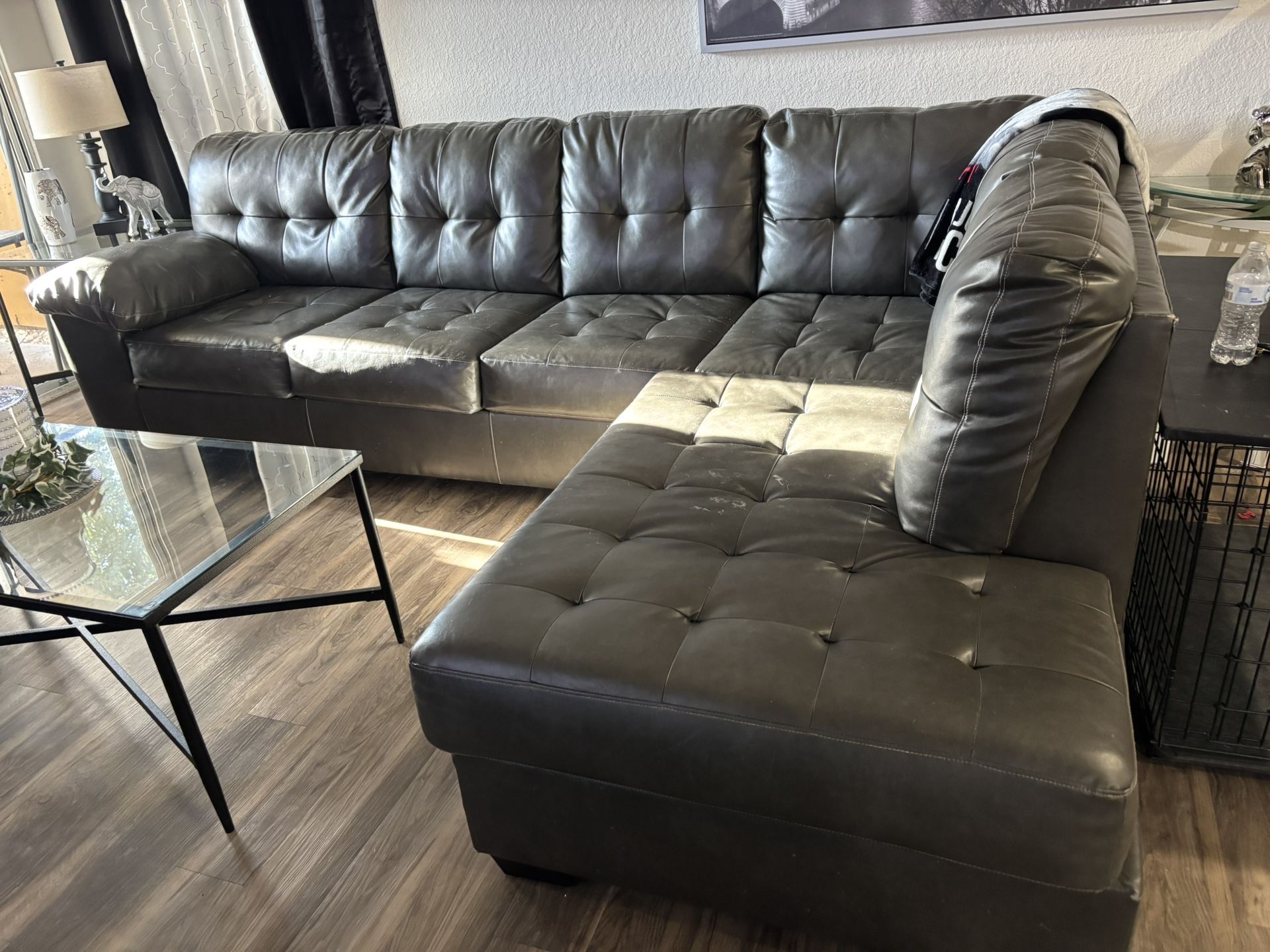 Grey Couch / Grey Sectional