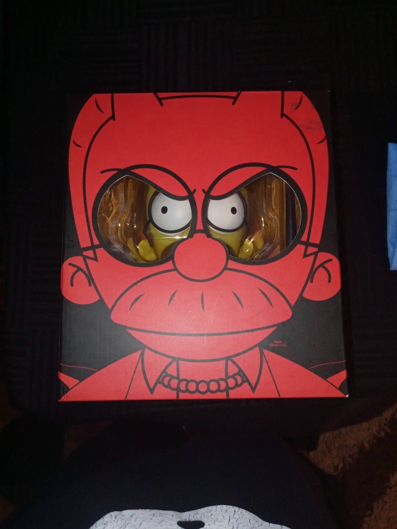 Kid Robot Medium Devil Flanders $75 Firm