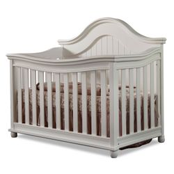 White Wooden Baby Crib 