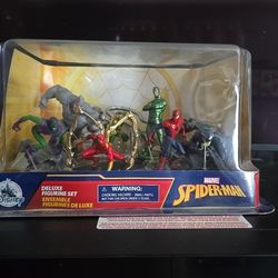 Disney Spiderman deluxe figure set