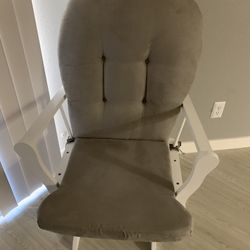 Rocking Chair 