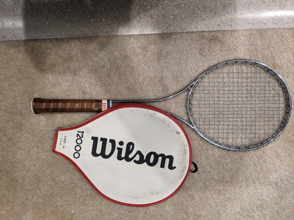 Vintage Wilson T2000 Tennis Racket 