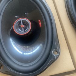 Car Audio Equalizer And 6 X 9 