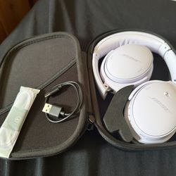 Bose QuietComfort Headphones (2023 Model) - Lavender