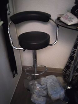2 Black Adjustable Bar Stool with Back Rest and table