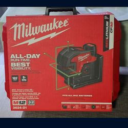 Milwaukee M12 Green Cross Line & 4 Points Laser Kit 3624-21