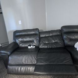 Sectional couch