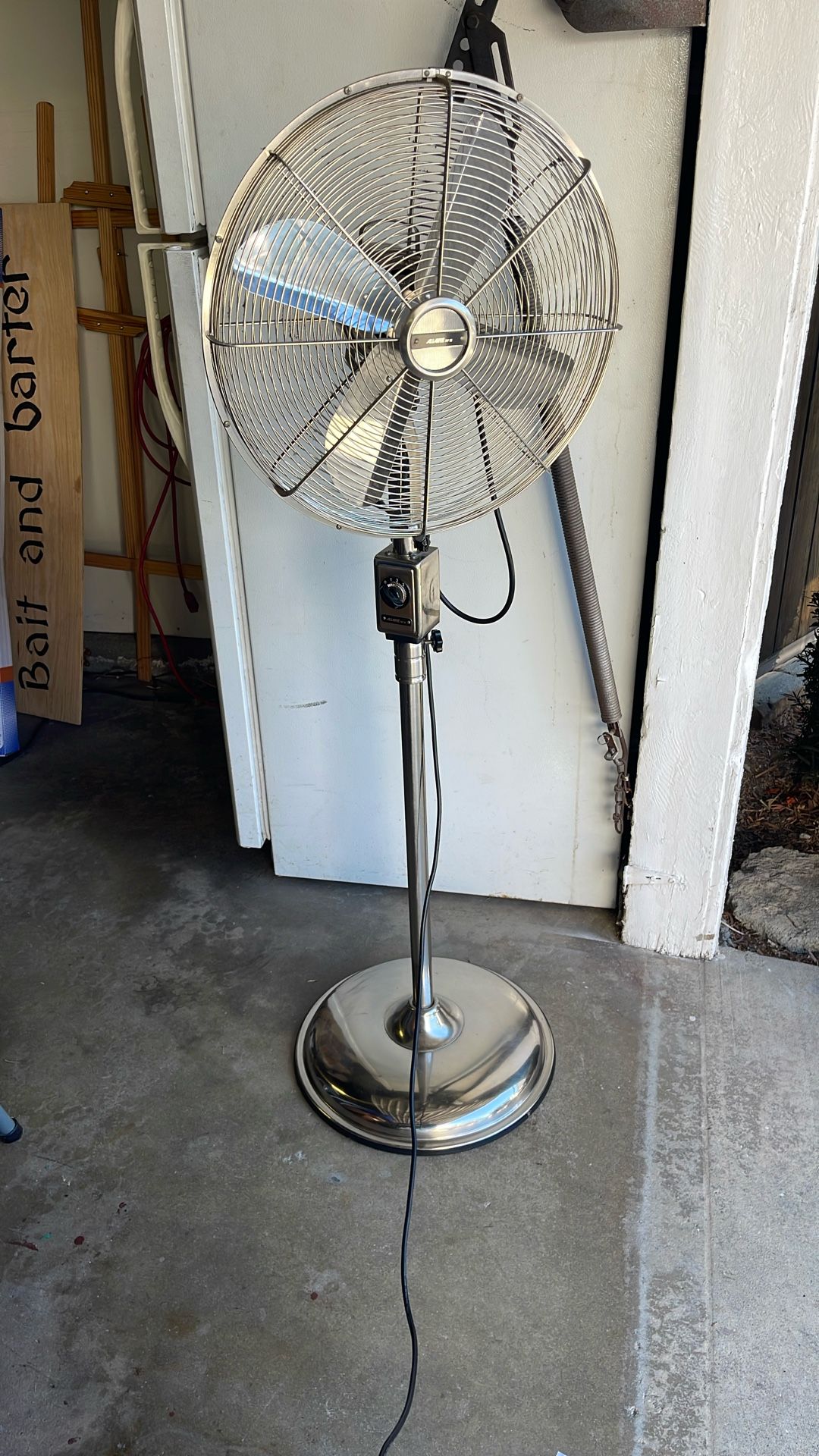 Restoration Hardware Allaire No. 16 Brushed Nickel Fan