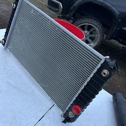 Chevy Blazer S-10 Gmc Jimmy Sonoma Radiator New 
