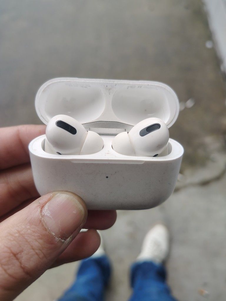 Apple Airpods Pro 3rd Gen (A2084)