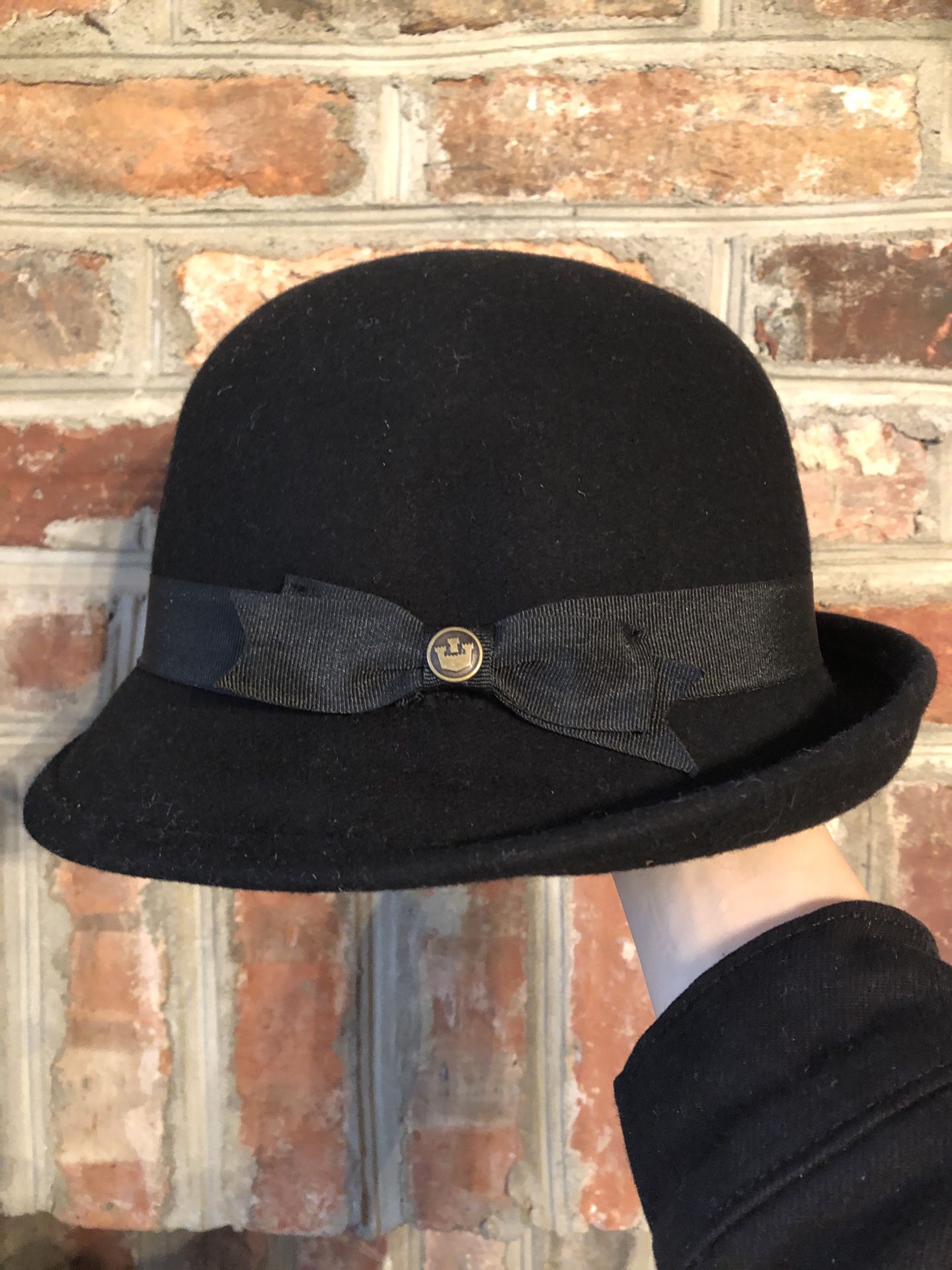 Goorin Bros. Hat “Laura Wilder” Asymmetrical Cloche (Black)