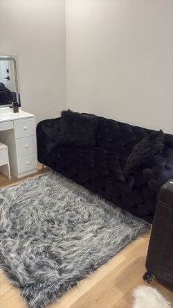 Love seat padded