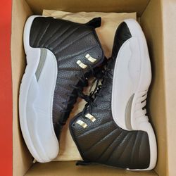 Jordan 12 Playoffs Size 7.5