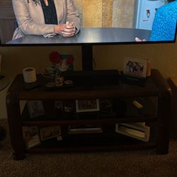 Tv stand 