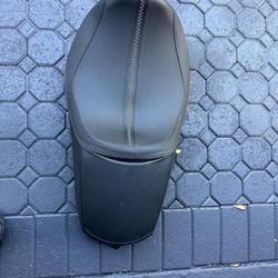 Harley Davidson Road Glide 2025 Seat 