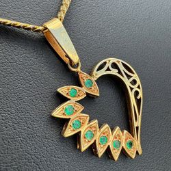 Jewelry 18k solid yellow gold heart emerald stone 0.40CTW Pendant charm