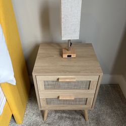 Set of 2 Nightstands $75