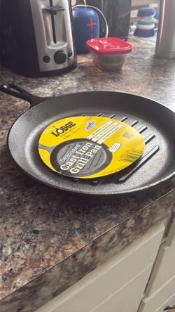 Lodge Cast Iron Grill Pan and Skillet