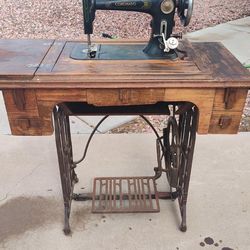Treadle sewing machine