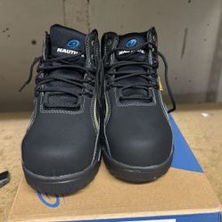 Size 9m Work Boot 