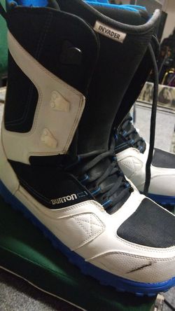 Burton snowboard boats