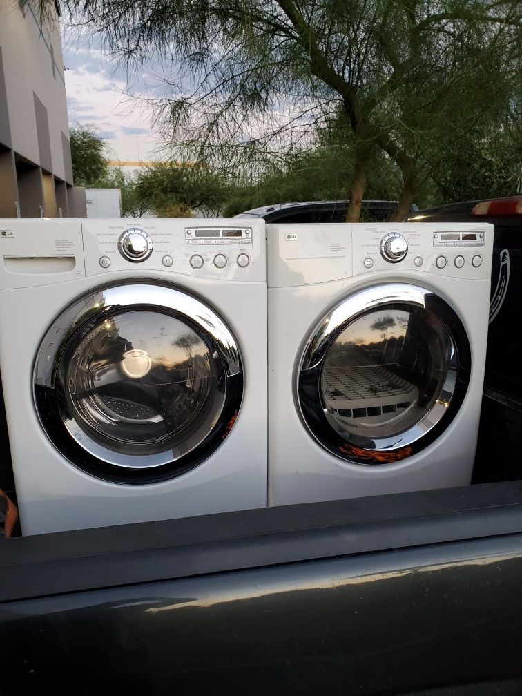 LG washer and electric dryer