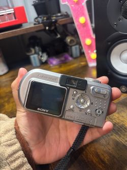 Sony Cyber-shot Digital Camera for parts and repair