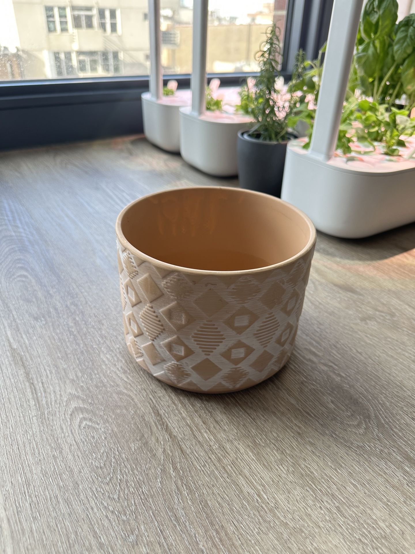 Flower / Plant pot