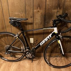 2015 Giant Defy Aluxx Bicycle