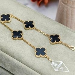  Four-Leaf Clover Black Onyx Bracelet with Thick Chain