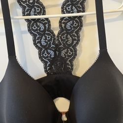 38DDD BLACK front closure bra Victoria’s Secret