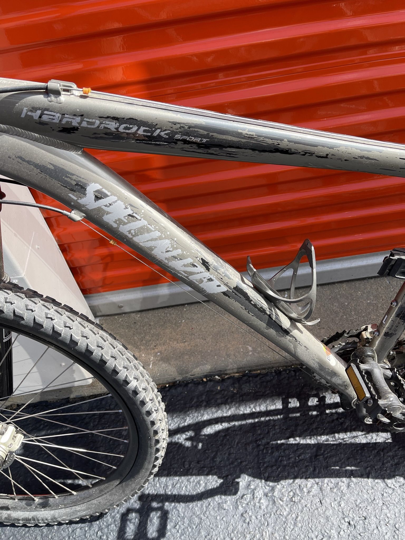 Specialized Hard rock sport mountain bike 26 “