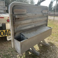 Genuine Merritt Aluminum Cab Rack With Radius Corners For Semi Trucks