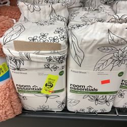 Room Essentials Fitted Sheets (King)