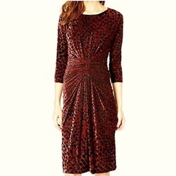 Brand New Woman’s Taylor brand Red Velvet Animal Print Long Sleeve Dress Up For Sale 