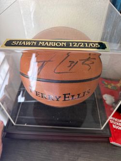 Shawn Marion signed basketball