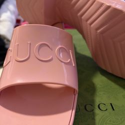 Dupes Pink Sandals Súper Cute