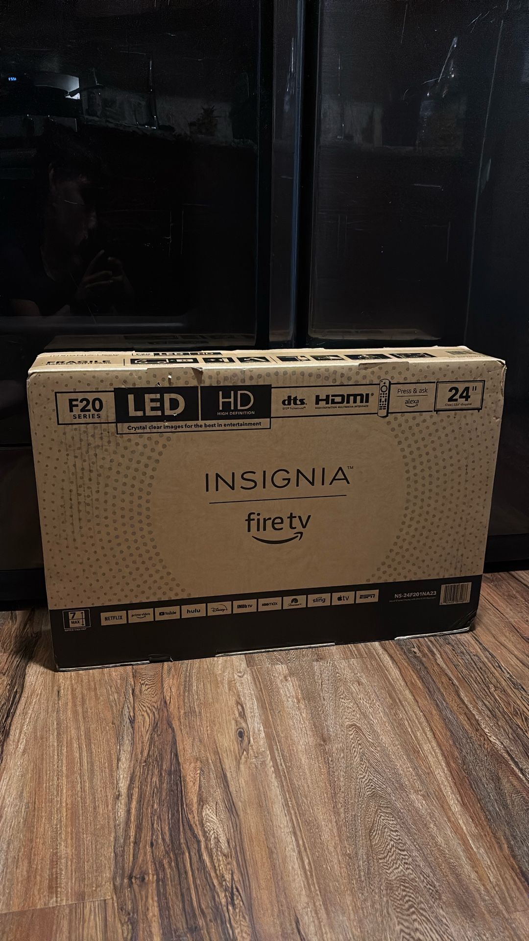Insignia 24” Smart Tv
