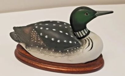 Vintage 1984 Andrea Sandek Common Loon Bird Figurine On Base As NEW