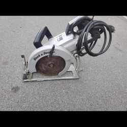 Black And Decker Saw
