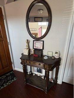 Antique Entry Table with Matching Mirror – Solid Wood