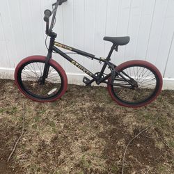 GT AIR BMX BIKE