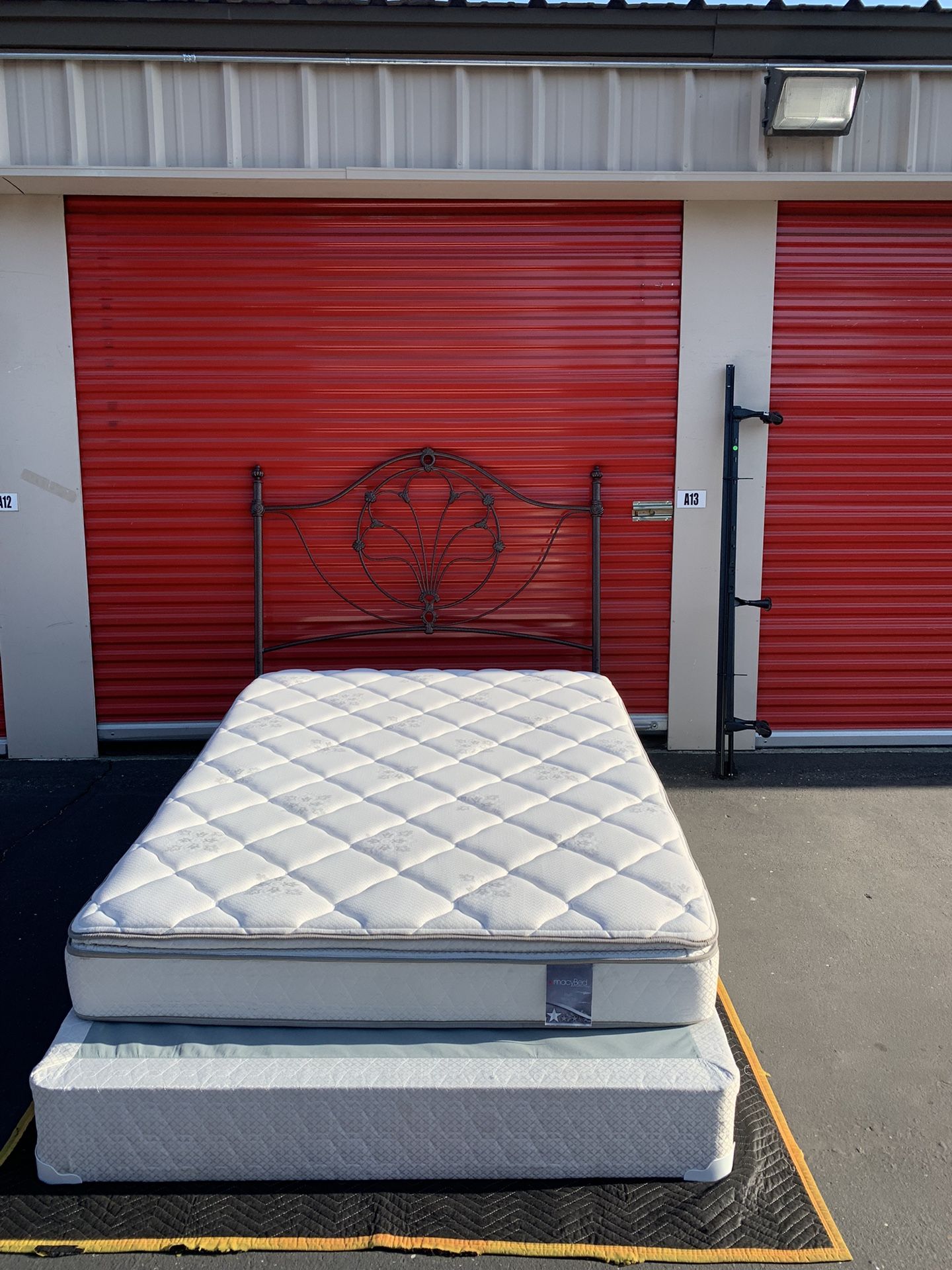 Macys Queen Size Bed Frame & Headboard.