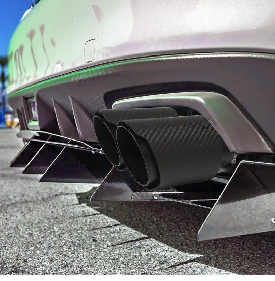 Vechkom 2.5 "Inlet Black Dual Exhaust Tip 3.5" Outlet Y Carbon Car Rear Tip