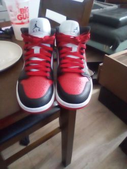 Jordans size 8