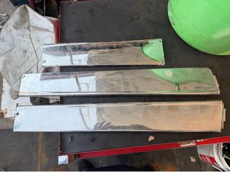 80s Cutlass rocker moldings