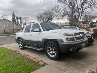 2003 Chevy Avalanche 1500 2x4