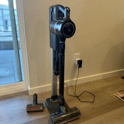 LG CordZero Adjustable Height Cordless Vacuum
